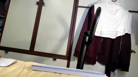 Snapshot of lamu21 chatting on 12-11-24, 02:30 LAMU21 online show from 12-11-24, 02:30