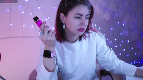 just call me Lana  and her security online show from 02-12-25, 11:18