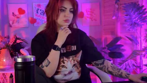 just call me Lana  and her security online show from 03-14-26, 08:53