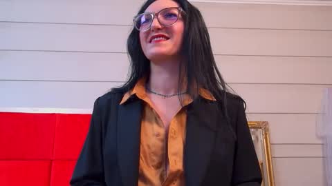 LanaBanner online show from 02-11-26, 05:56