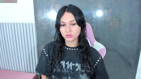 Snapshot of lana_boomer chatting on 10-04-25, 08:07 Lana online show from 10-04-25, 08:07