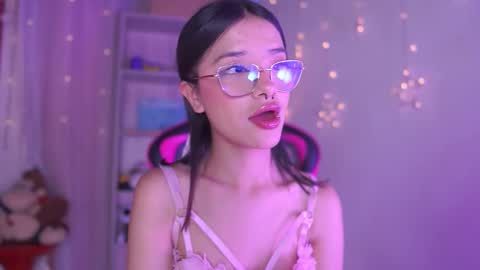 Snapshot of lana_dreams_ chatting on 03-03-26, 12:17 Lana online show from 03-03-26, 12:17