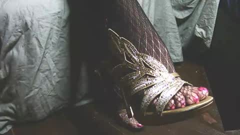 lana_legs53 online show from 09-21-25, 09:11