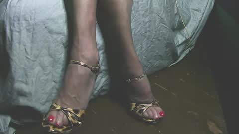 Snapshot of lana_legs53 chatting on 05-31-26, 05:59 lana_legs53 online show from 05-31-26, 05:59