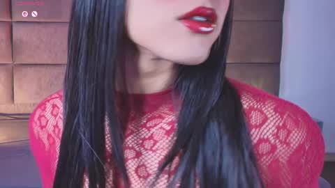 valentino moon online show from 06-02-26, 01:51