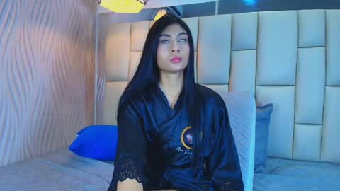 Vanessa  online show from 04-15-26, 12:01