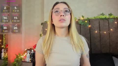 Lana online show from 03-17-26, 05:11