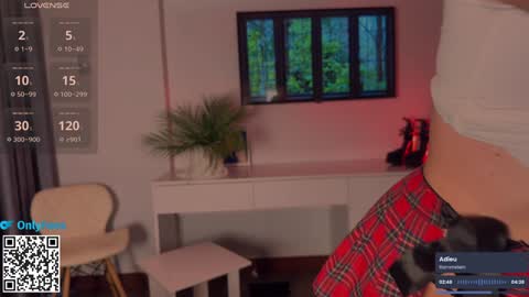 Lana online show from 02-04-25, 12:51