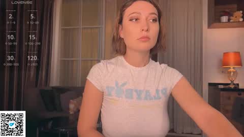 Lana online show from 09-15-25, 01:38