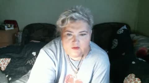 lanacat555 online show from 12-21-25, 01:18