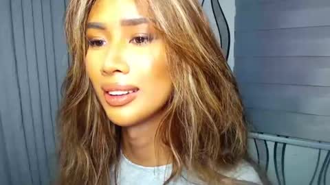 Lana online show from 02-02-25, 12:57