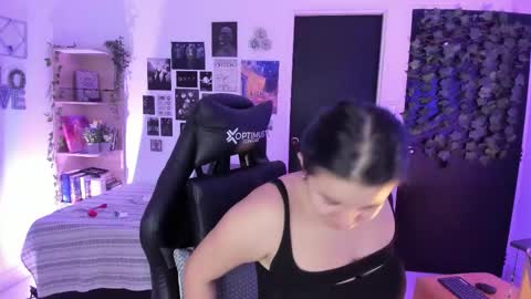 lanaherondale_ online show from 11-30-25, 09:13