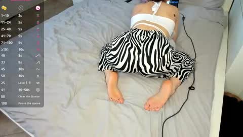 Lana online show from 02-10-25, 08:31