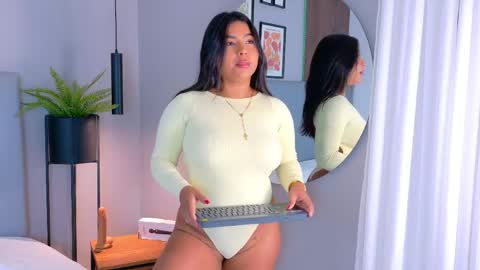 Snapshot of lanarozz chatting on 04-23-26, 07:49 Lana online show from 04-23-26, 07:49