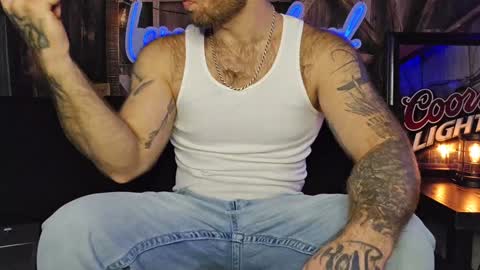 Snapshot of lancehardwood222 chatting on 01-10-25, 02:04 LANCE online show from 01-10-25, 02:04