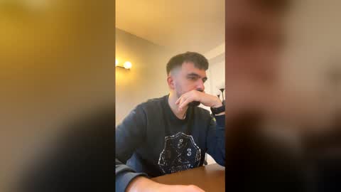 Snapshot of lander920612 chatting on 02-16-26, 09:49 lander920612 online show from 02-16-26, 09:49