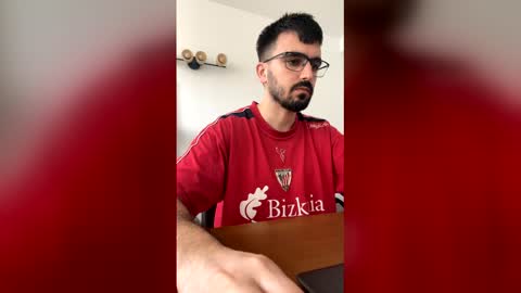 Snapshot of lander920612 chatting on 02-25-26, 10:03 lander920612 online show from 02-25-26, 10:03