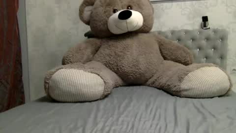 Snapshot of langoria chatting on 07-12-26, 01:07 langoria online show from 07-12-26, 01:07