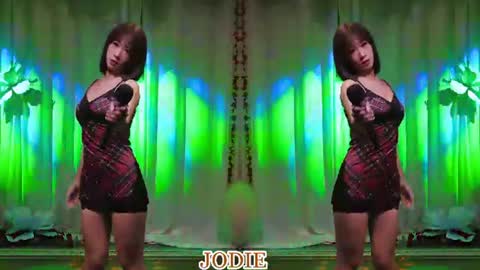 Snapshot of lankwaifong_cindy chatting on 07-06-26, 03:25 lankwaifong_cindy online show from 07-06-26, 03:25