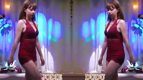 Snapshot of lankwaifong_cindy chatting on 07-14-26, 03:11 lankwaifong_cindy online show from 07-14-26, 03:11