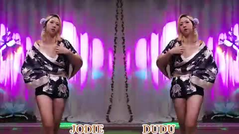 Snapshot of lankwaifong_cindy chatting on 07-16-26, 03:12 lankwaifong_cindy online show from 07-16-26, 03:12