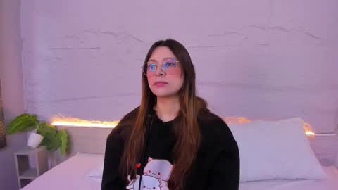 Lanna online show from 01-16-26, 11:47