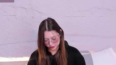 Lanna online show from 02-04-26, 11:49