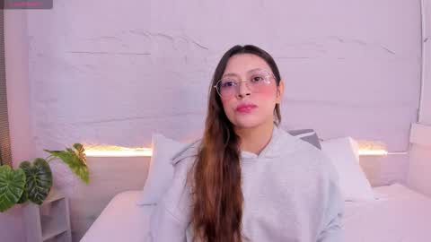 Lanna online show from 02-23-26, 11:51