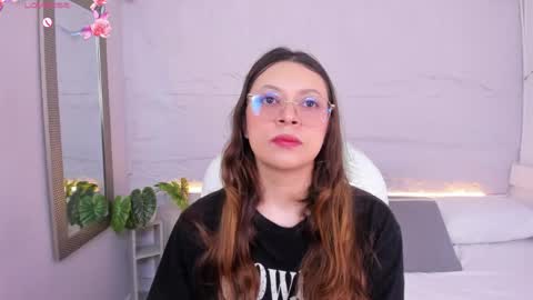 Snapshot of lanna_18_ chatting on 06-04-26, 12:00 Lanna online show from 06-04-26, 12:00