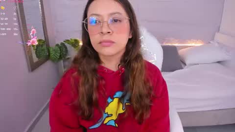 Snapshot of lanna_18_ chatting on 06-16-26, 11:24 Lanna online show from 06-16-26, 11:24