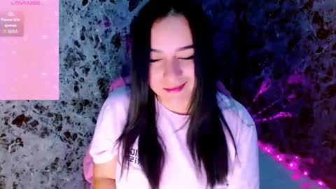 Snapshot of lanna_belle28 chatting on 05-01-26, 01:48 Lanna online show from 05-01-26, 01:48