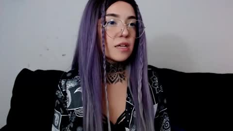 LANNIE   online show from 01-19-25, 07:04