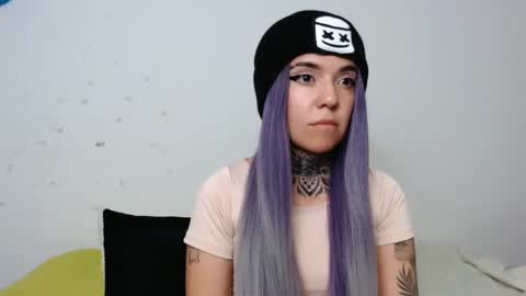 LANNIE   online show from 01-28-25, 02:21