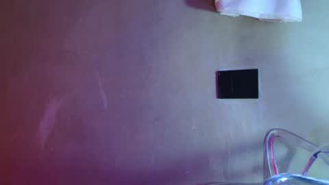 Snapshot of lara_curly chatting on 05-26-26, 10:00 lara_curly online show from 05-26-26, 10:00