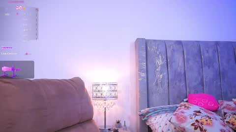 Snapshot of lara_giraldo chatting on 02-14-25, 05:41 Hello Guys I am Lara Giraldo WELCOME To my room online show from 02-14-25, 05:41
