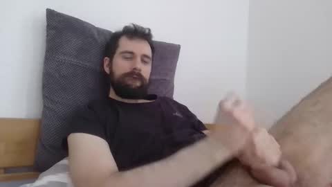 laraaan online show from 02-12-26, 02:01