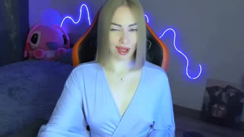 LaraKrein lk online show from 02-08-26, 12:52