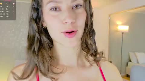 Snapshot of laralane_ chatting on 06-23-26, 02:15 Lara online show from 06-23-26, 02:15