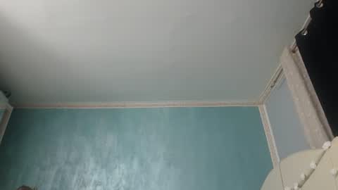 Snapshot of laralanee chatting on 06-19-26, 07:50 LaraLane online show from 06-19-26, 07:50