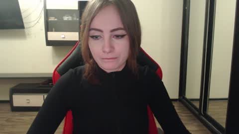 Laralianna online show from 01-10-25, 11:18