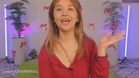 Snapshot of laramiaa chatting on 04-21-26, 02:51 Lara online show from 04-21-26, 02:51