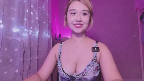 Snapshot of laramiaa chatting on 08-01-26, 06:51 Lara online show from 08-01-26, 06:51