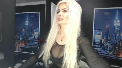 laras_moans online show from 03-02-25, 08:16