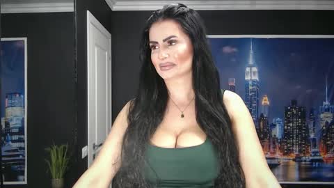 laras_moans online show from 06-10-26, 10:25
