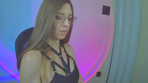 larawintersxxx online show from 11-11-25, 10:32