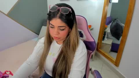 laris_park online show from 12-22-24, 10:47