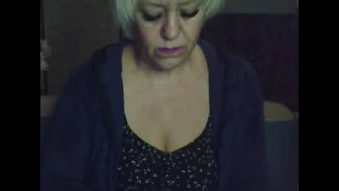 larisaq4ugo24 online show from 10-09-25, 03:54