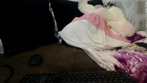 Snapshot of lariss__ chatting on 07-16-26, 07:25 Lariss online show from 07-16-26, 07:25