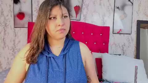 Snapshot of larissa_antonella chatting on 06-29-26, 04:19 larissa_antonella online show from 06-29-26, 04:19