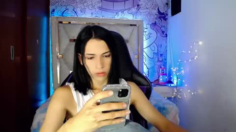 Snapshot of larry_craft chatting on 05-19-26, 11:22 larry online show from 05-19-26, 11:22